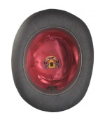 Klassikalise kujuga eriti kõrge torukübar 