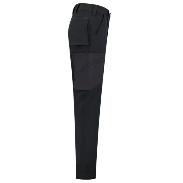 4 suunaline stretch, 90% polüamiid, 10% elastaan 4-suunaline stretch, 90% polüamiid, 10% elastaan